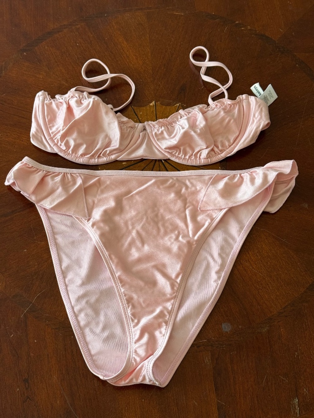 NWOT Dippin' Daisy's High-leg Ruffle Shine Bikini, Pink, L/XL